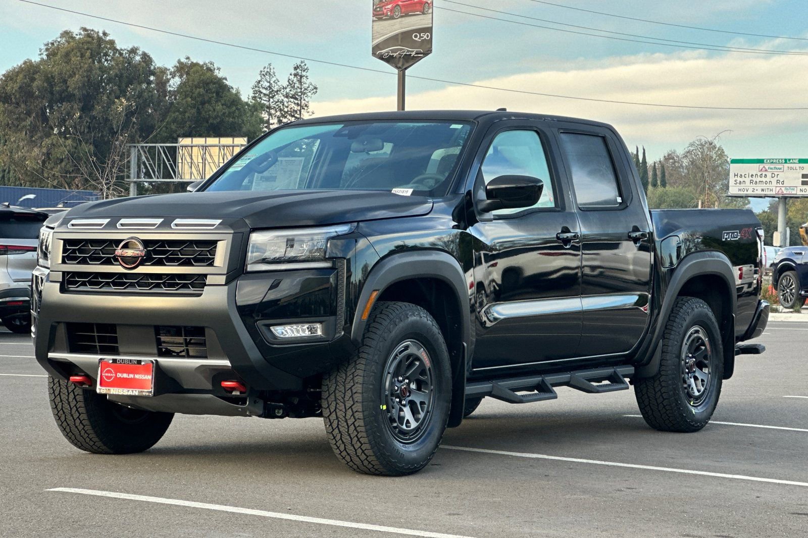 New 2026 Nissan Frontier PRO-4X w/ Tow Package image 8