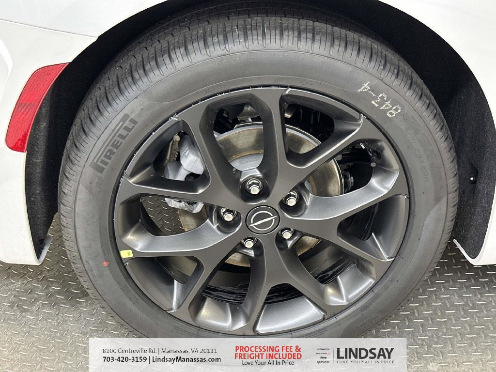 New 2026 Chrysler Pacifica Select w/ S Appearance Package FWD image 11