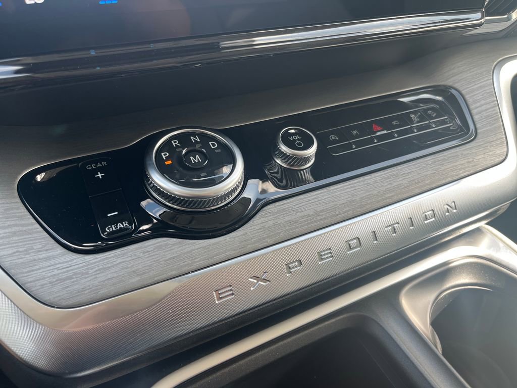 New 2026 Ford Expedition Platinum AWD/4WD image 27