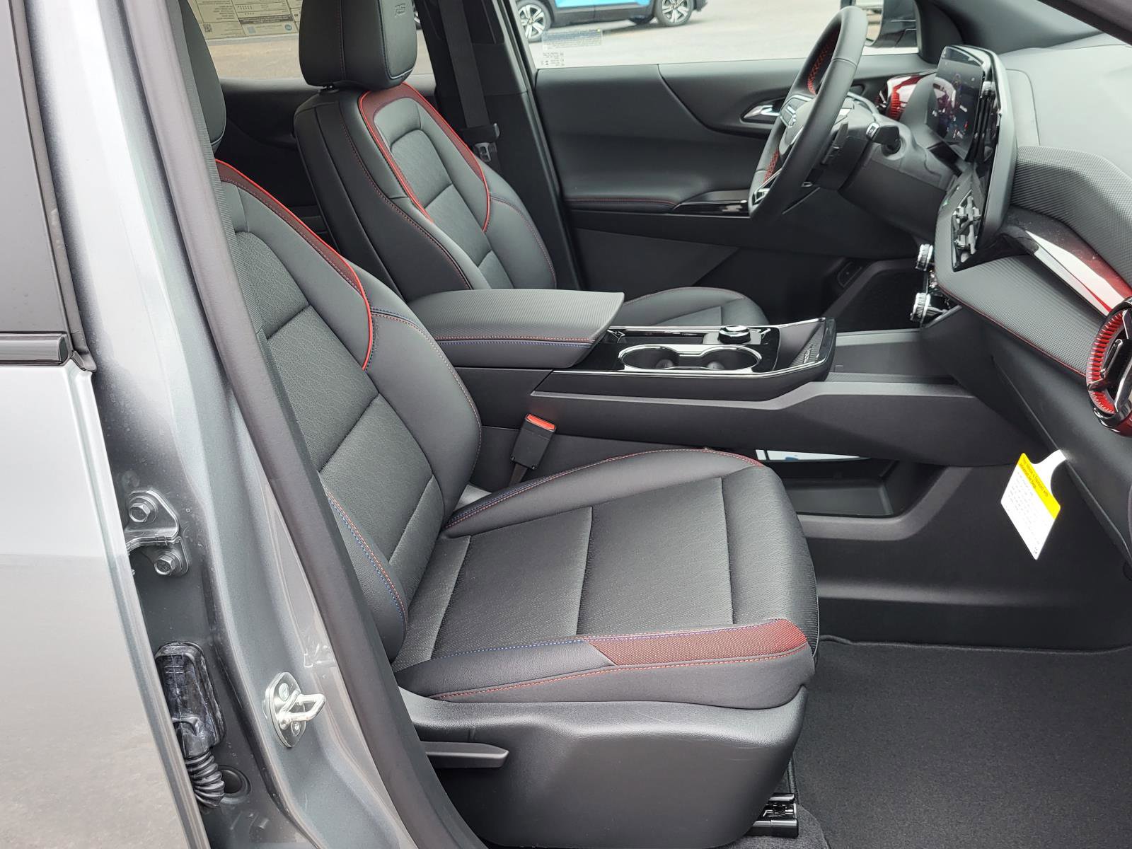 New 2026 Chevrolet Equinox RS image 10