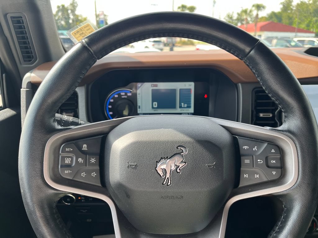 Used 2024 Ford Bronco Outer Banks AWD/4WD image 14