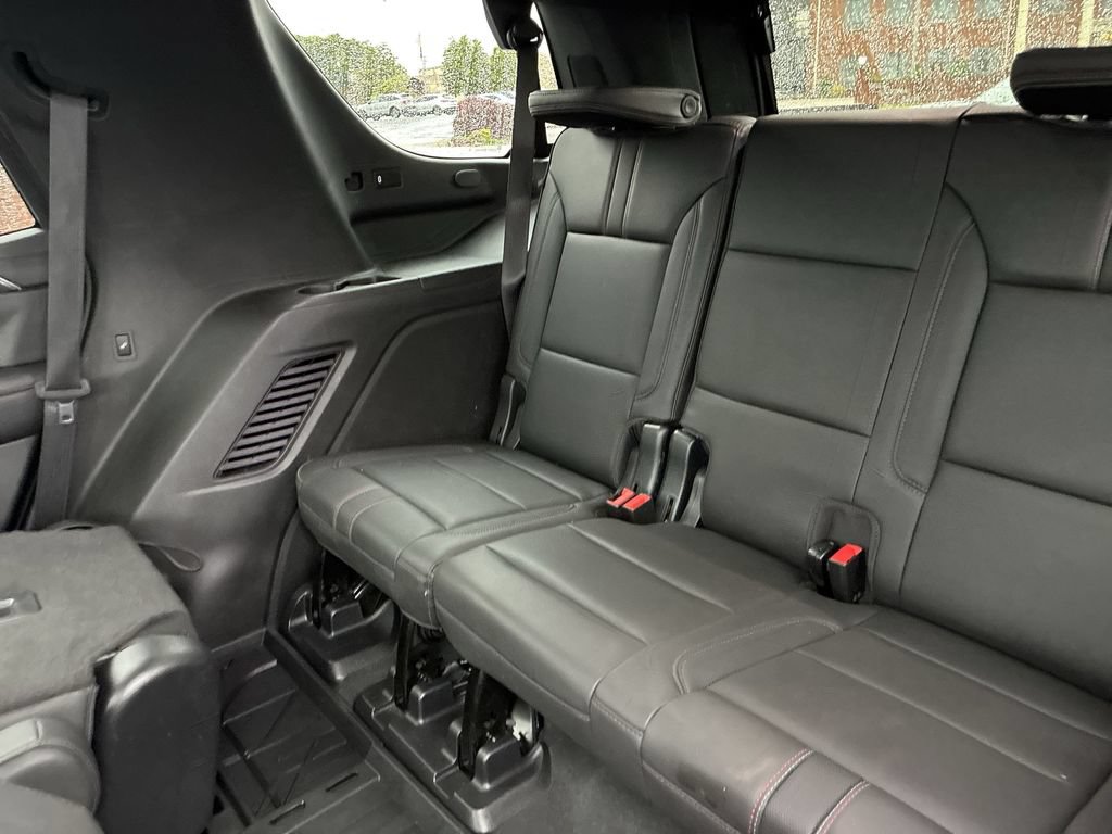 Used 2022 Chevrolet Tahoe RST w/ Luxury Package AWD/4WD image 20