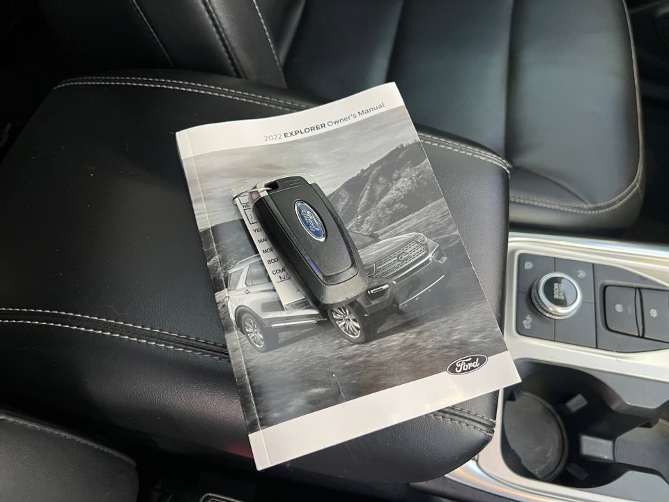 Used 2022 Ford Explorer XLT w/ Equipment Group 202A image 37