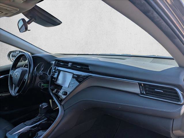 Used 2019 Toyota Camry SE FWD image 17