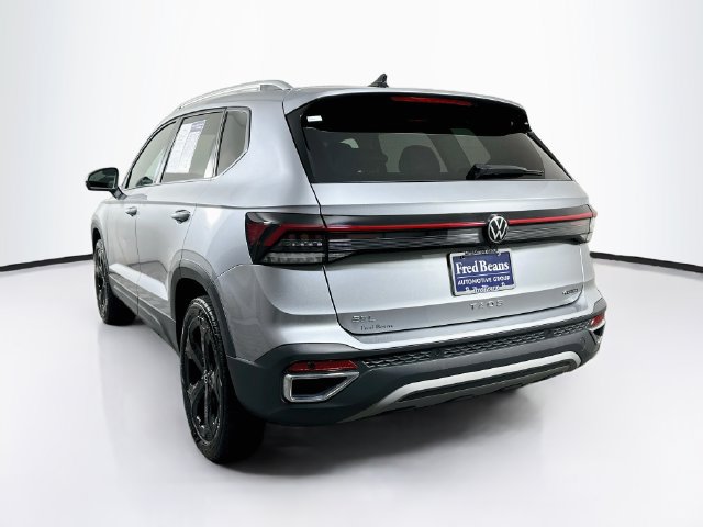 Certified 2025 Volkswagen Taos SEL AWD/4WD image 6