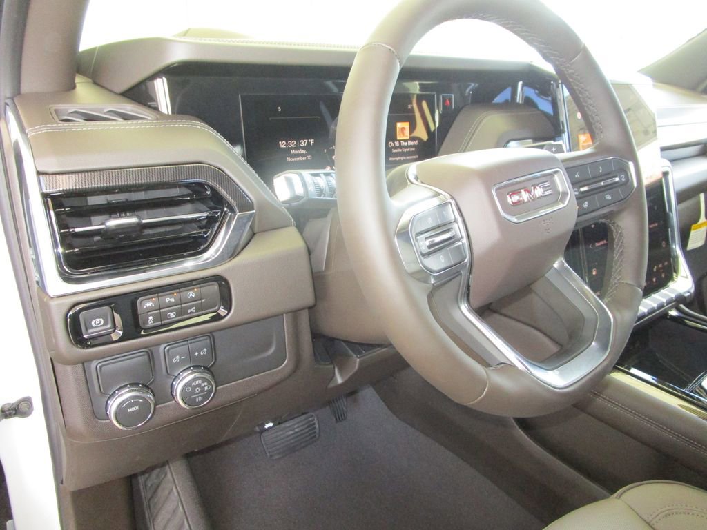 New 2026 GMC Yukon XL Elevation image 25