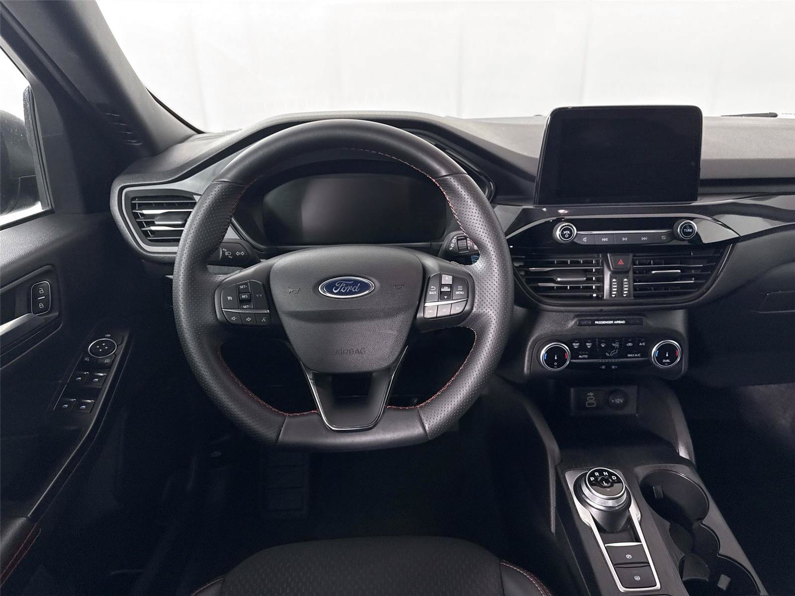 Used 2025 Ford Escape ST-Line FWD image 28