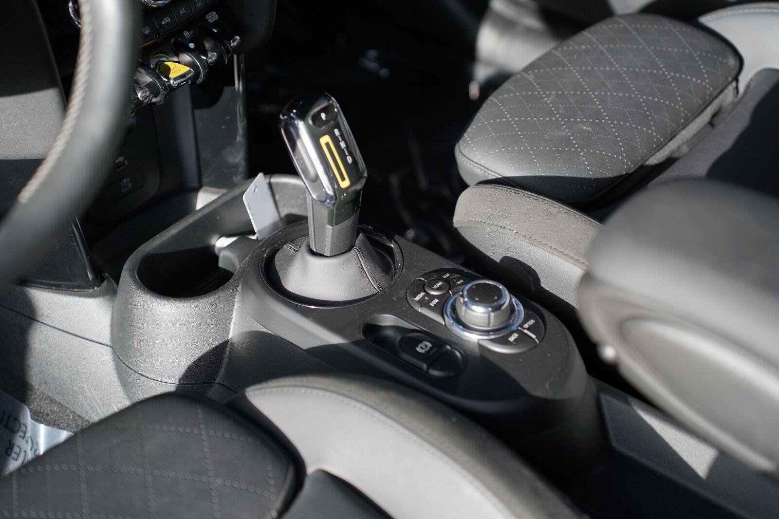 Used 2024 MINI Cooper SE FWD image 10