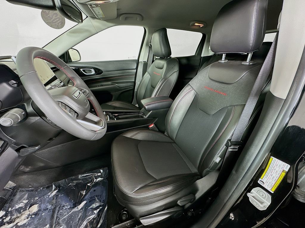 Certified 2022 Jeep Compass Trailhawk image 30