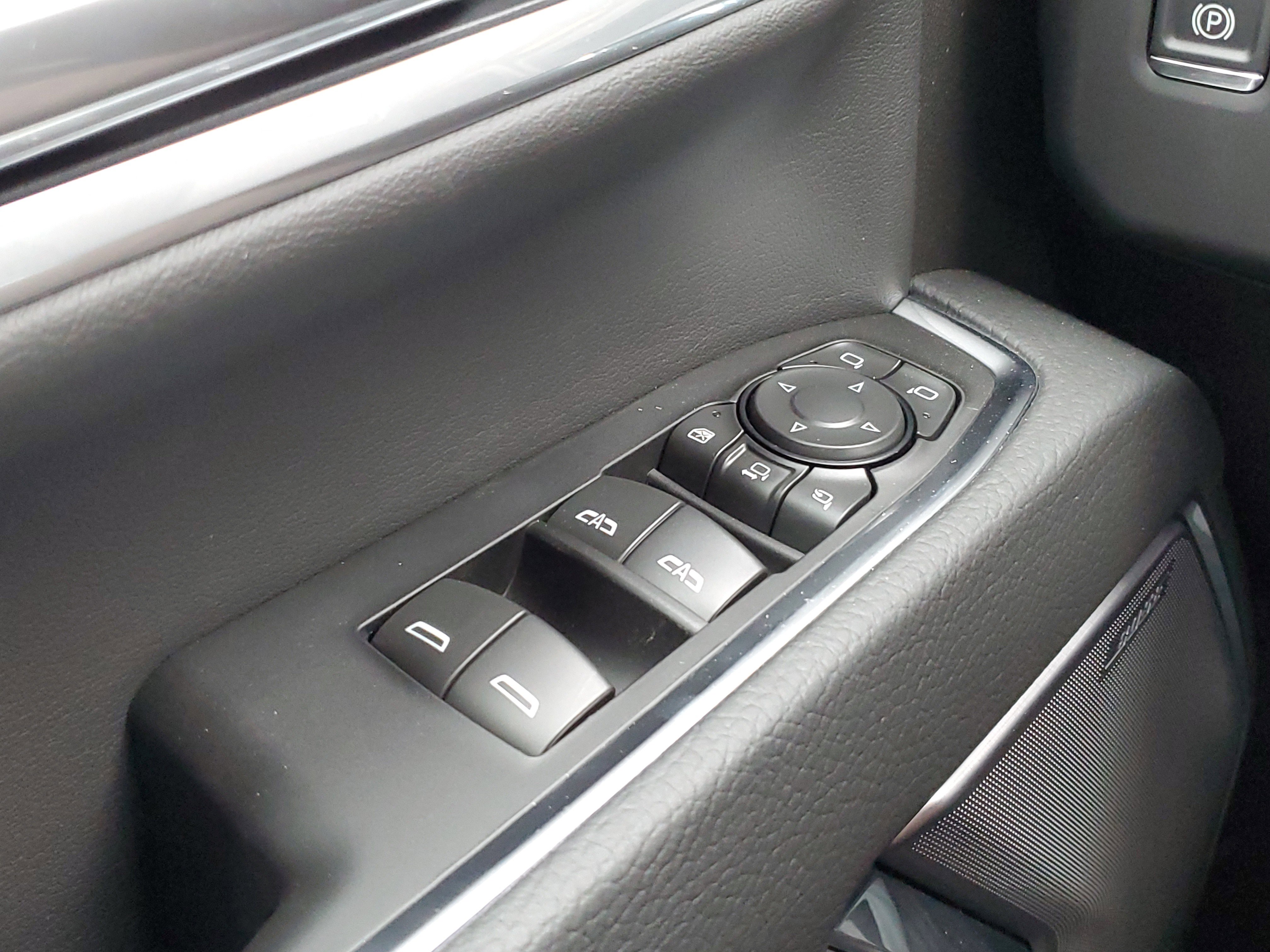 New 2026 GMC Sierra 3500 Denali w/ Denali Reserve Package image 24