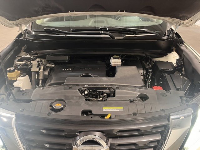 Used 2020 Nissan Pathfinder SL image 9