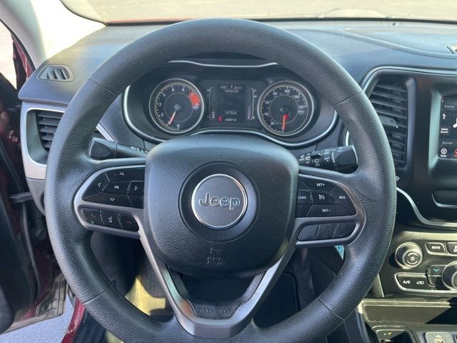 Used 2019 Jeep Cherokee Latitude w/ Popular Appearance Group image 18