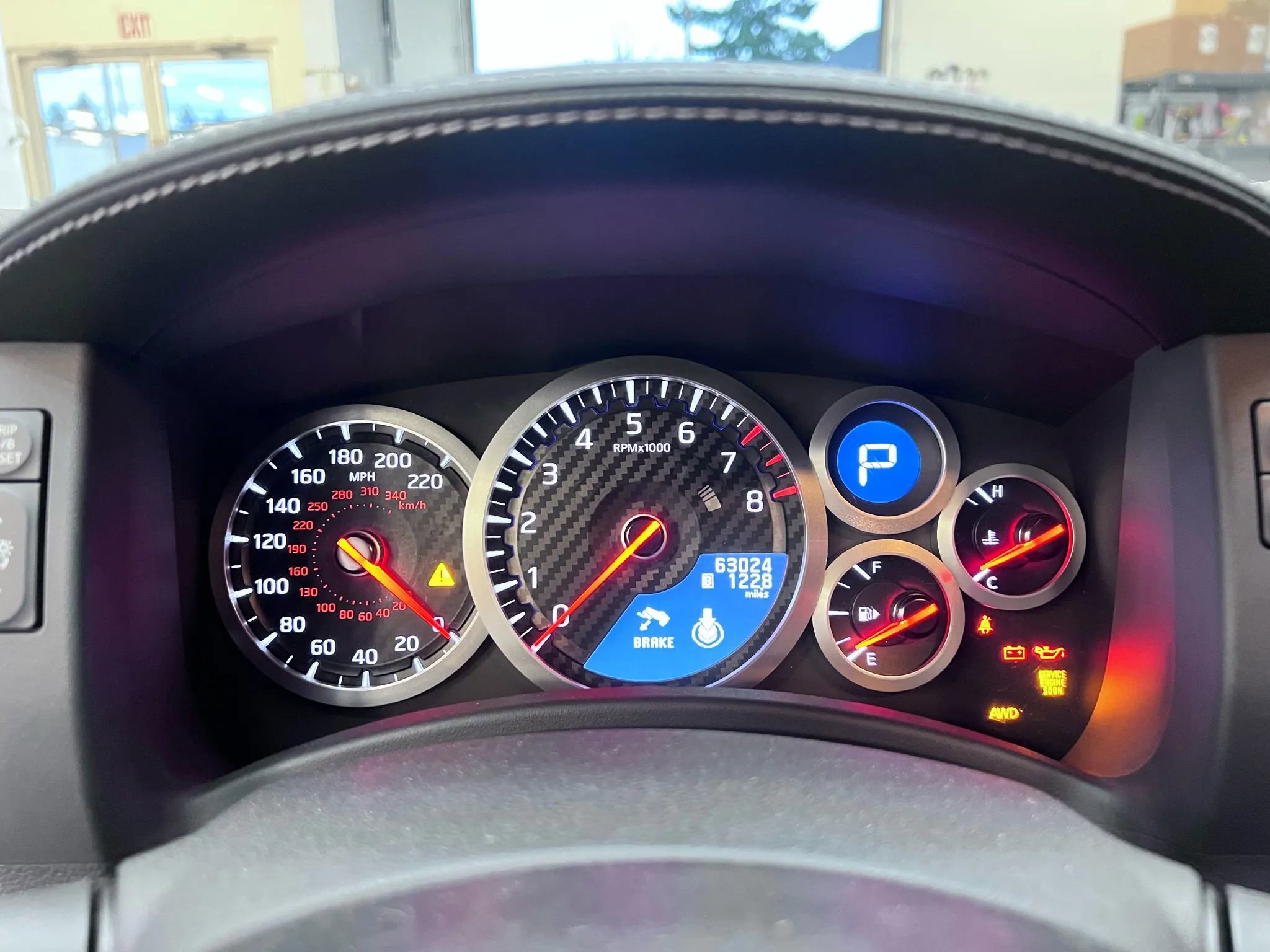 Used 2015 Nissan GT-R Premium image 24