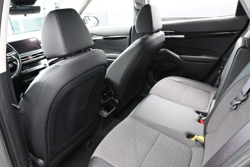 Used 2024 Kia Seltos S FWD image 35