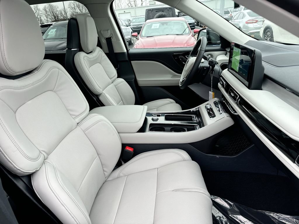 New 2026 Lincoln Aviator Reserve image 22