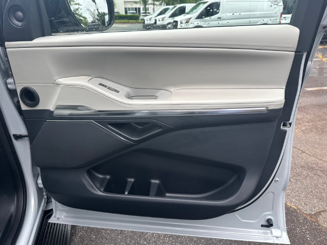 New 2026 Lincoln Navigator Premiere AWD/4WD image 15