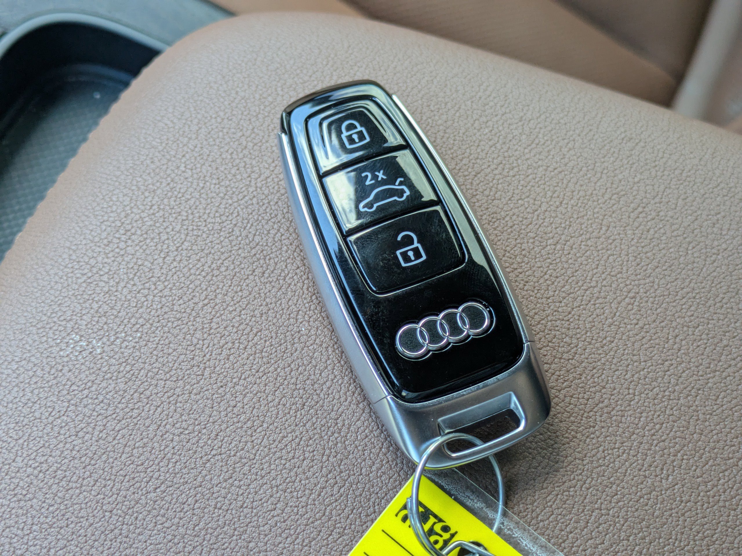 Used 2022 Audi Q8 Premium Plus image 28