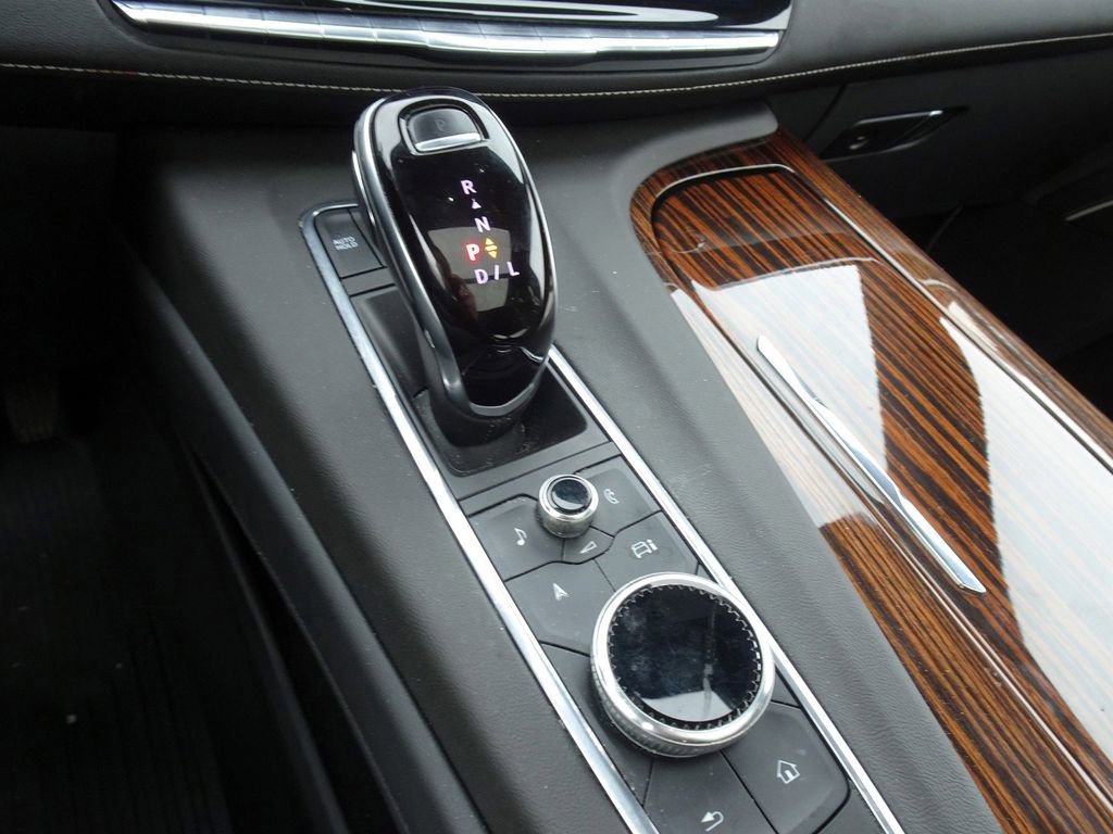 Used 2021 Cadillac Escalade ESV Premium Luxury w/ Driver Assist Tech Package image 16