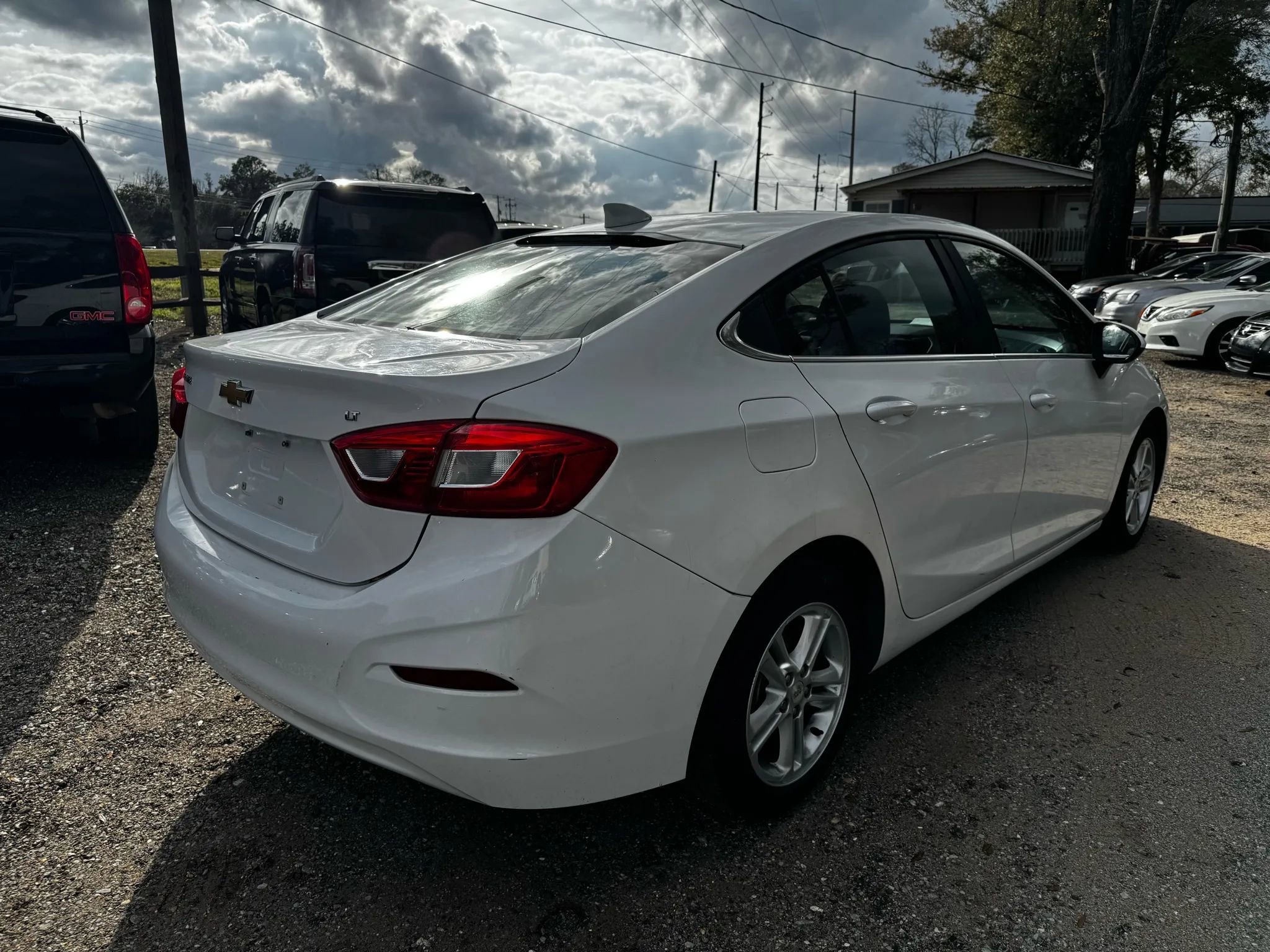 Used 2016 Chevrolet Cruze LT image 8