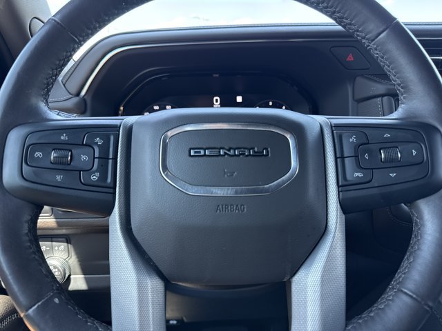 Used 2023 GMC Yukon Denali AWD/4WD image 28