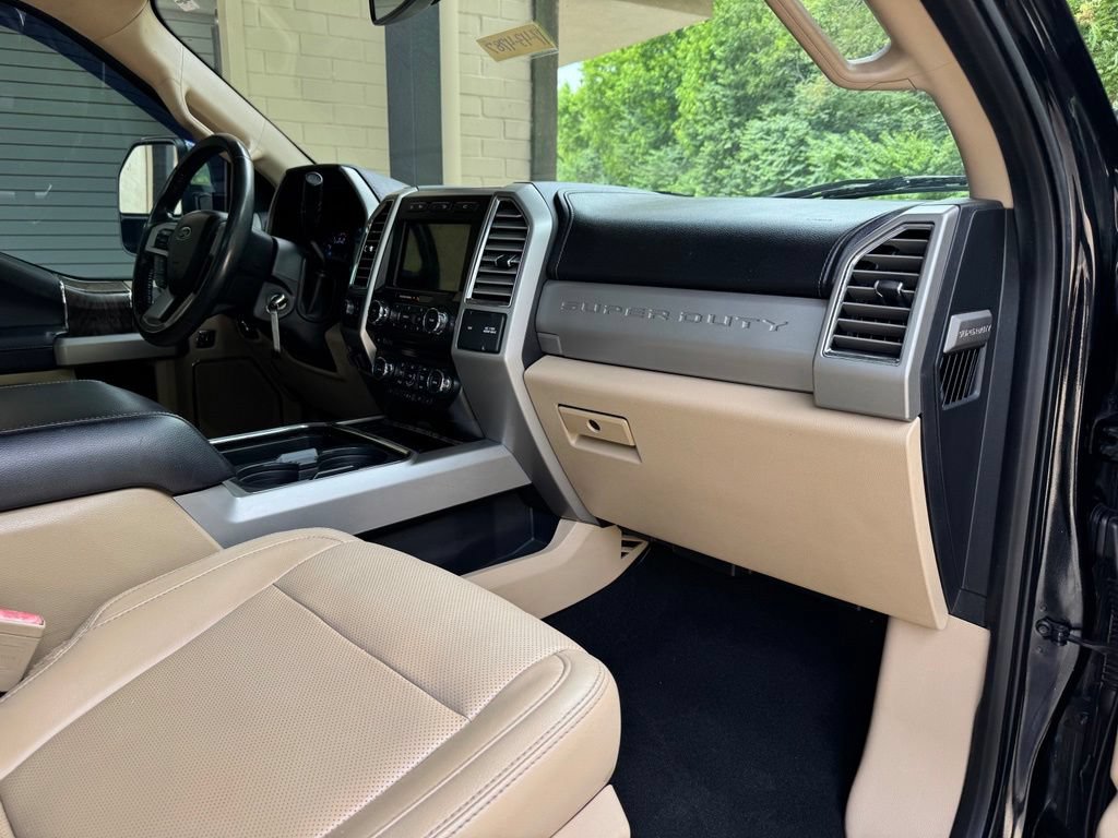 Used 2017 Ford F350 Lariat w/ Lariat Value Package AWD/4WD image 31