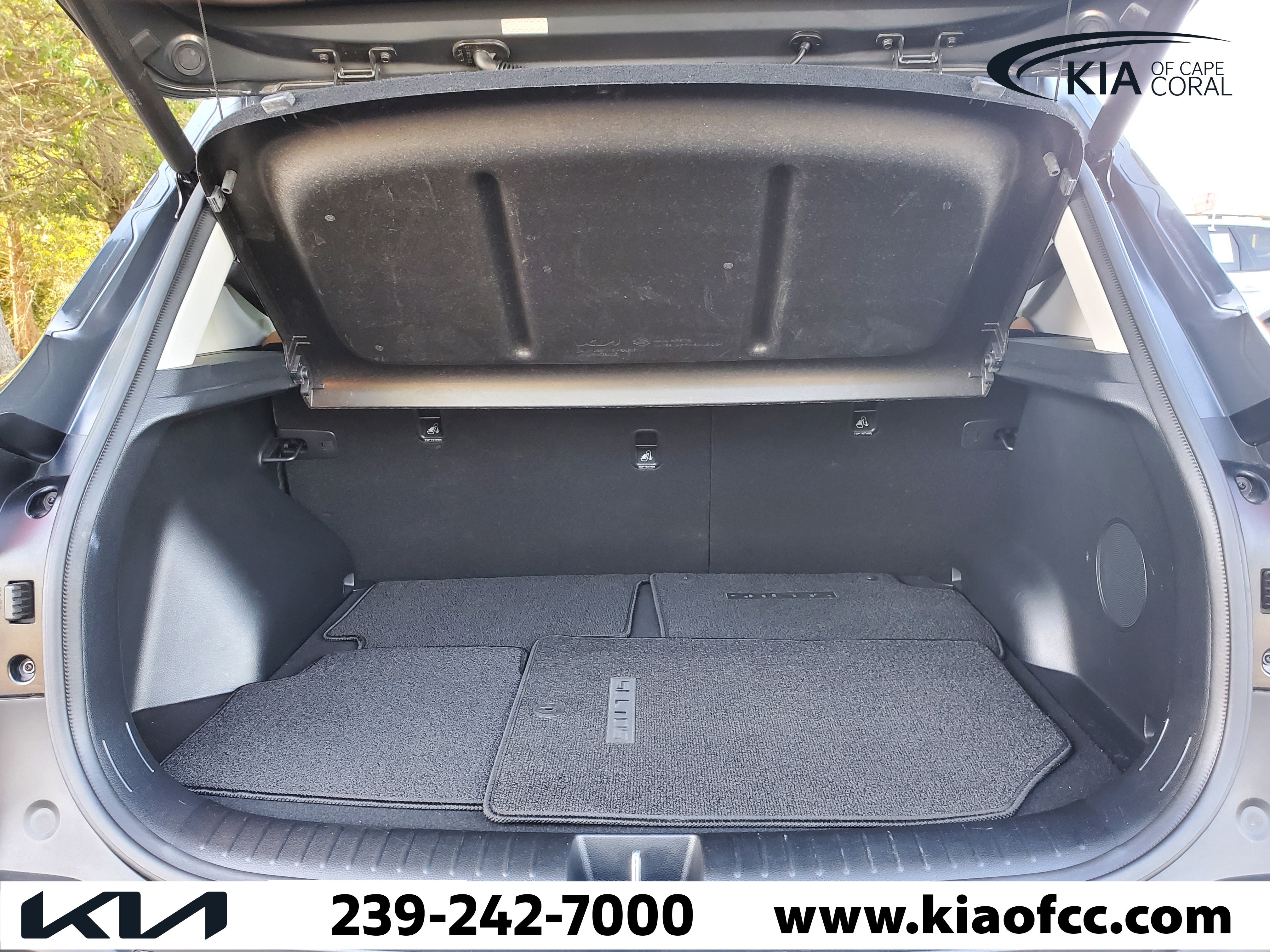 Used 2024 Kia Seltos SX w/ SX Sunroof Package AWD/4WD image 9