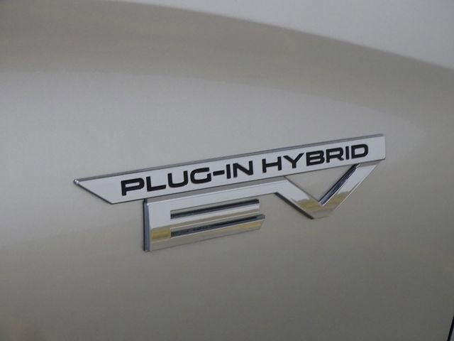 Used 2023 Mitsubishi Outlander SEL image 46