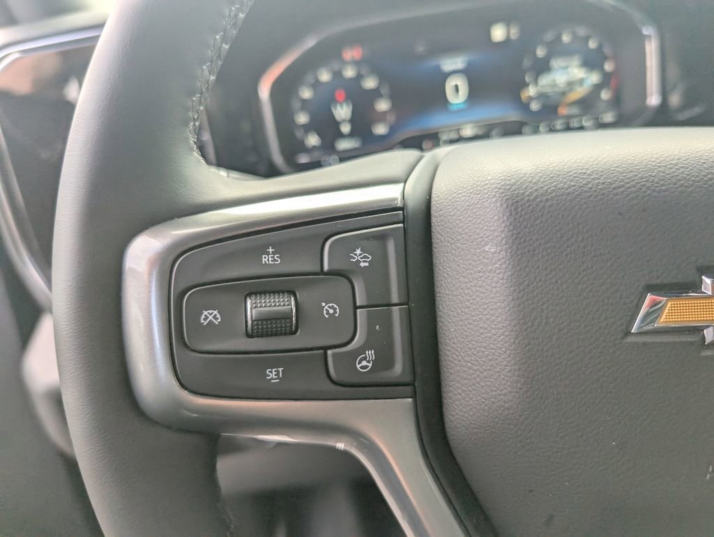 Used 2025 Chevrolet Silverado 3500 LTZ w/ LTZ Plus Package AWD/4WD image 19