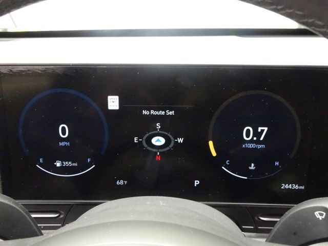 Used 2024 Hyundai Kona Limited image 29