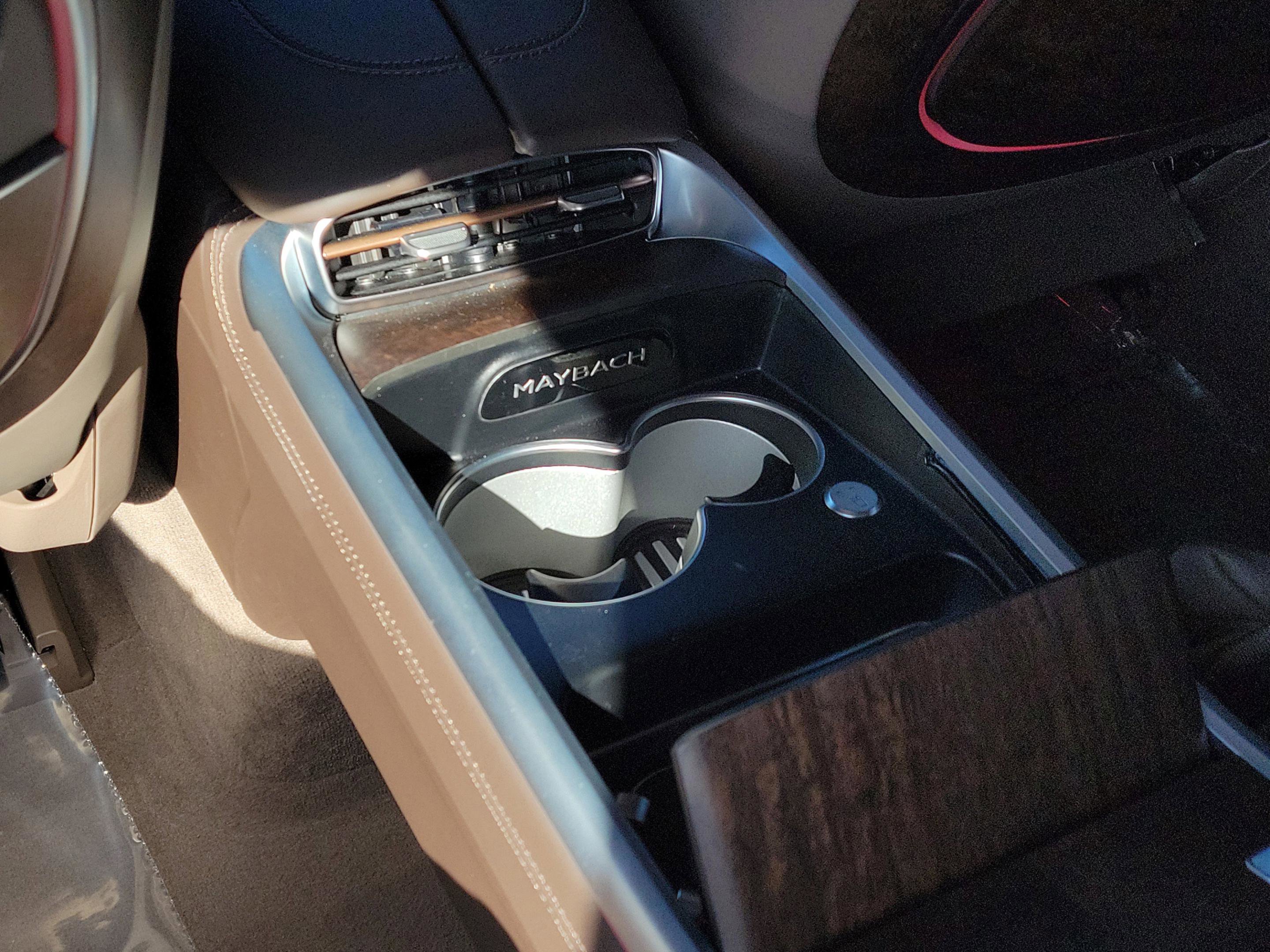 Used 2024 Mercedes-Benz Maybach EQS 680 4MATIC image 14