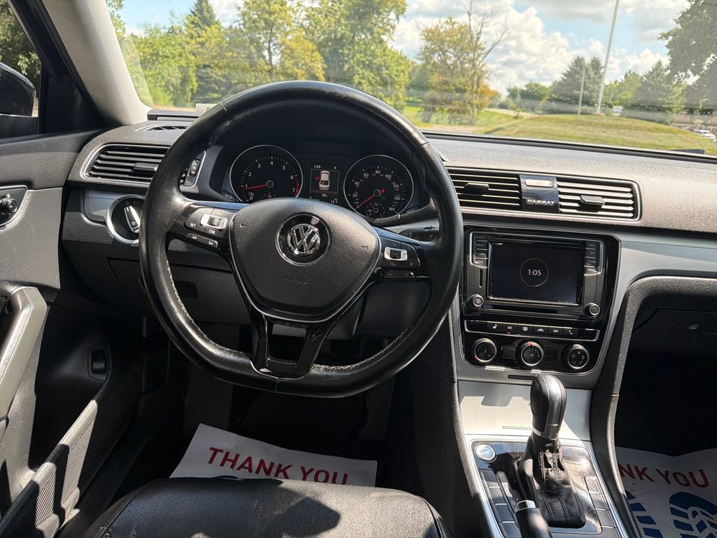 Used 2019 Volkswagen Passat 2.0T Wolfsburg FWD image 22