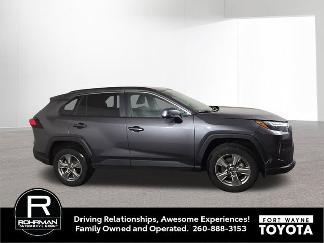 Used 2024 Toyota RAV4 XLE image 5