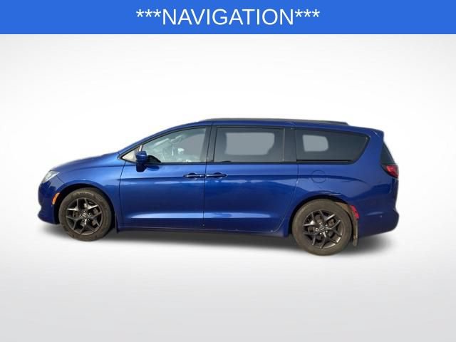 Used 2018 Chrysler Pacifica Touring-L Plus w/ Advanced Safetytec Group FWD video 2