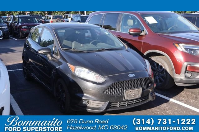 Used 2016 Ford Fiesta ST FWD image 1