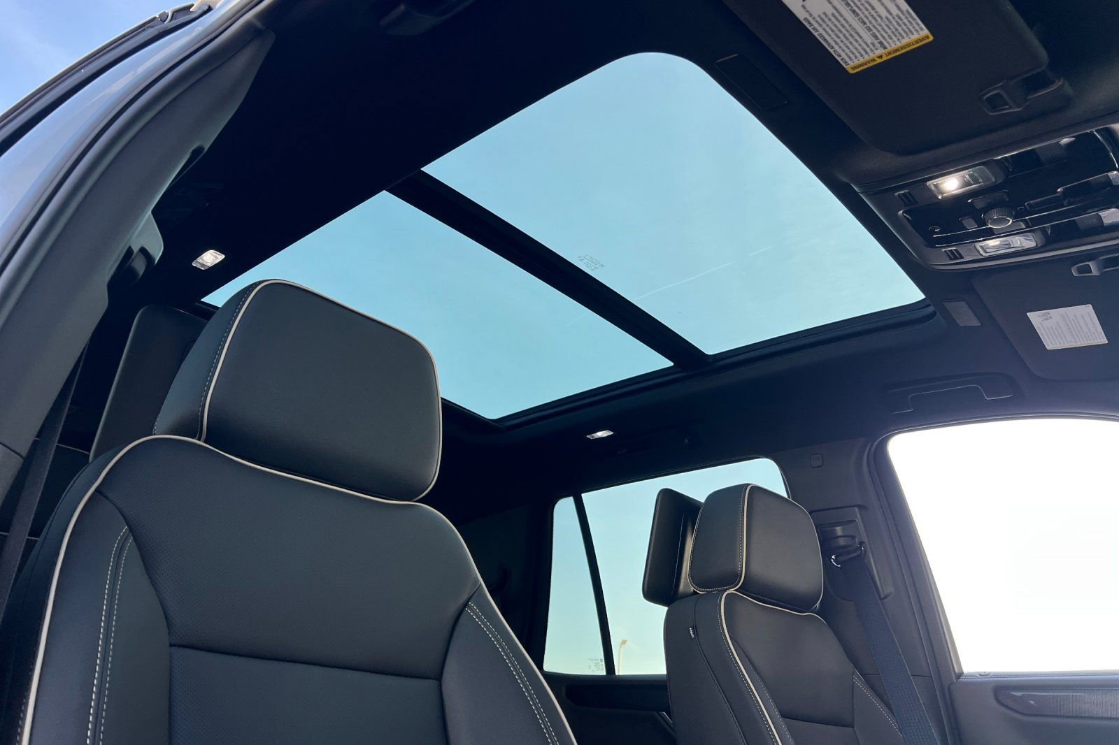 New 2026 GMC Yukon Elevation w/ Elevation Premium Package image 18