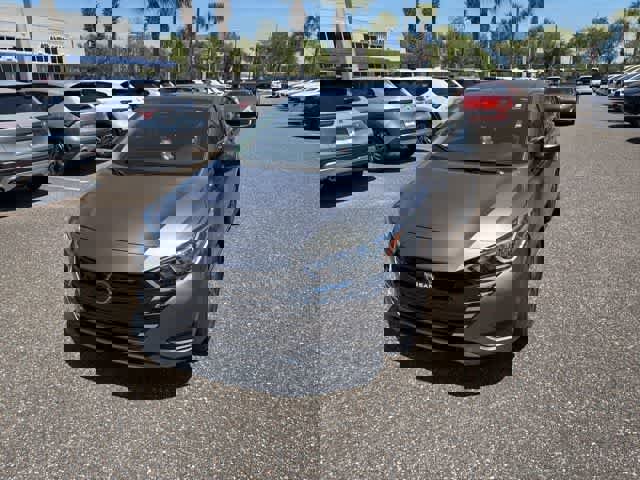 Used 2023 Nissan Versa S w/ S Plus Package image 4