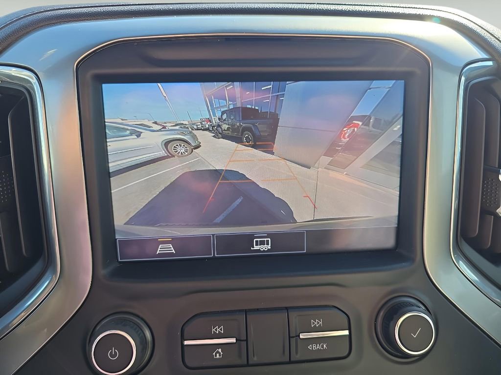 Used 2021 Chevrolet Silverado 1500 LT Trail Boss w/ Convenience Package II image 21