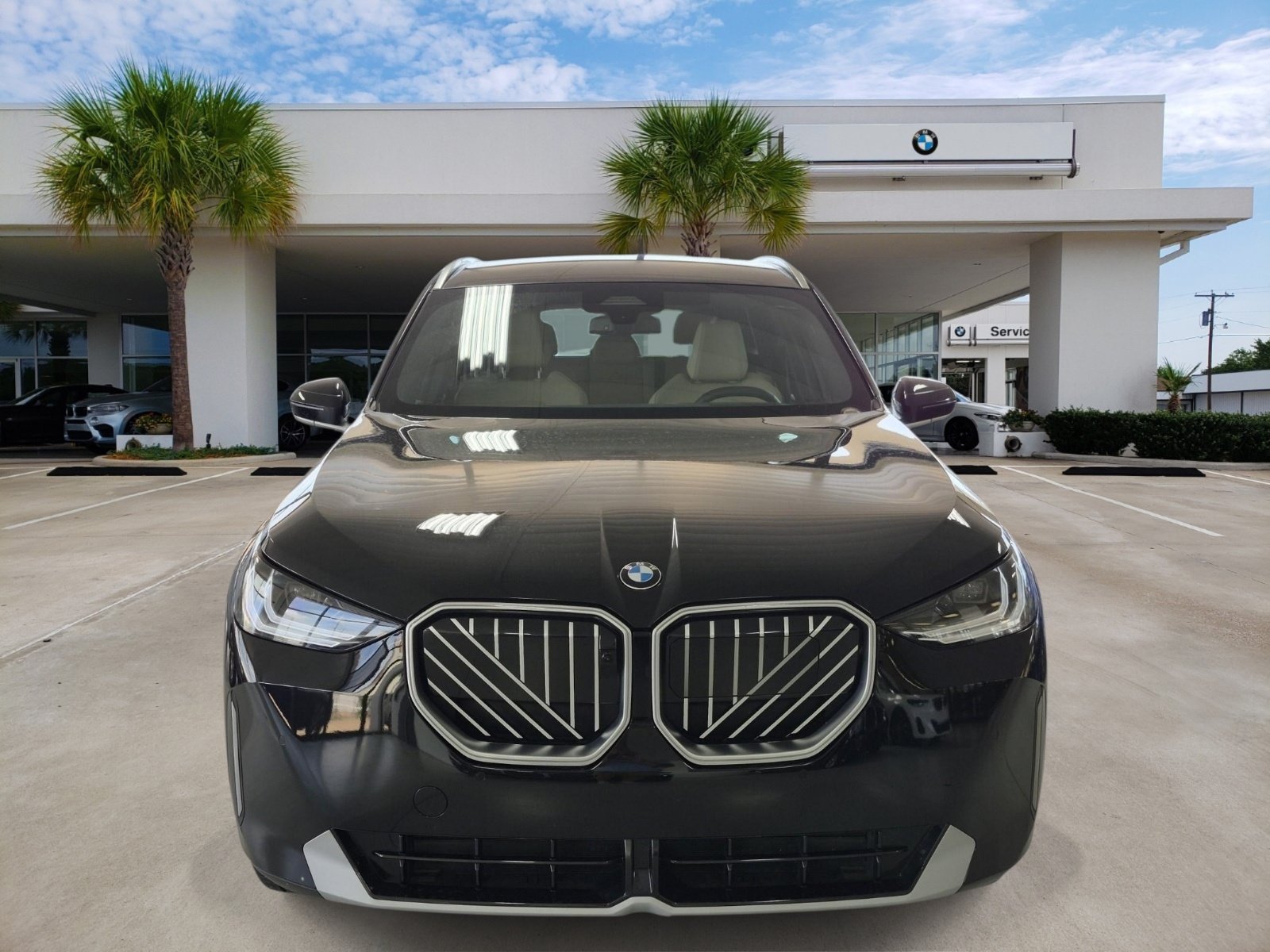 Certified 2025 BMW X3 xDrive30i w/ Premium Package AWD/4WD image 2