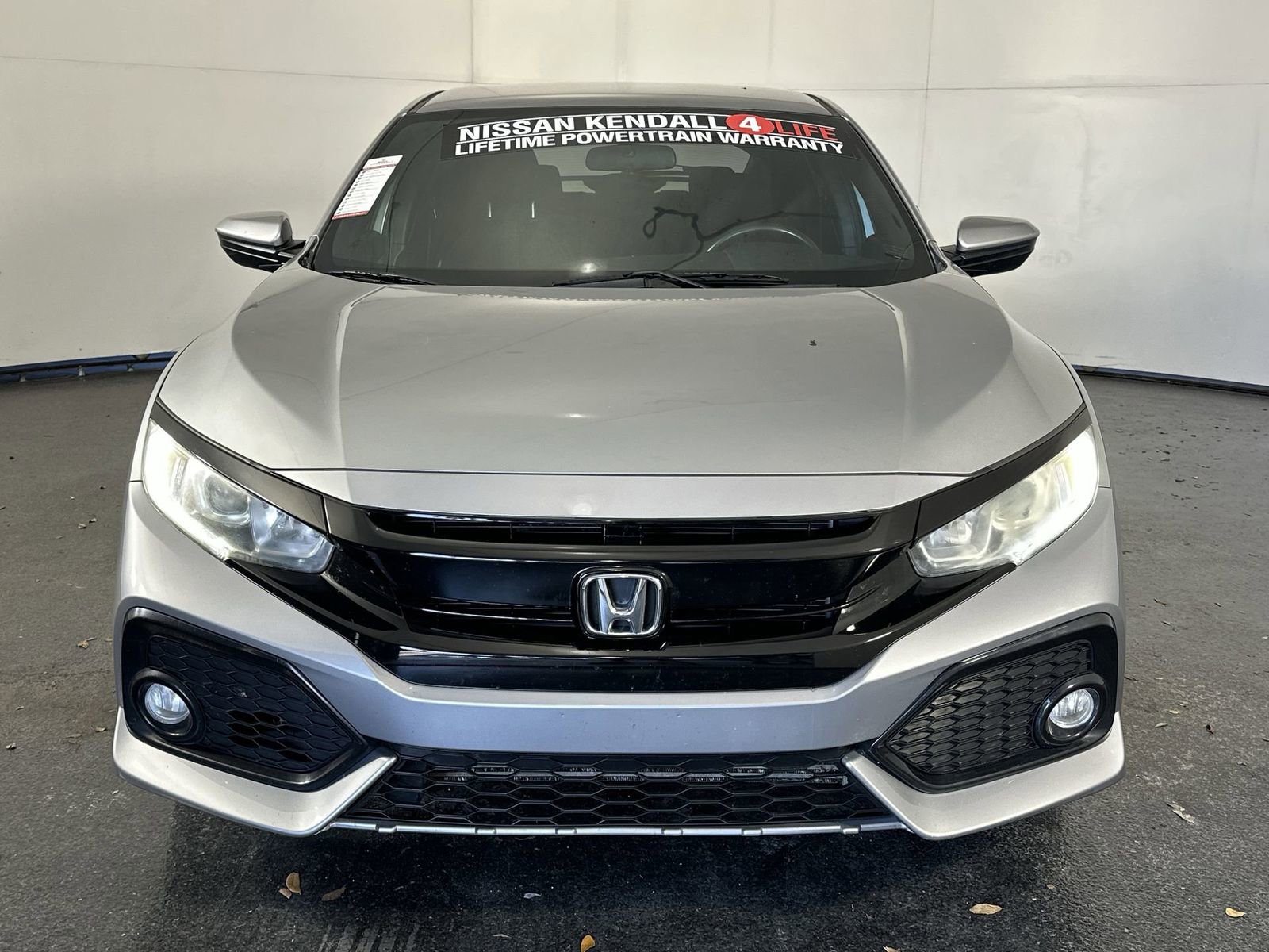 Used 2018 Honda Civic Sport image 4
