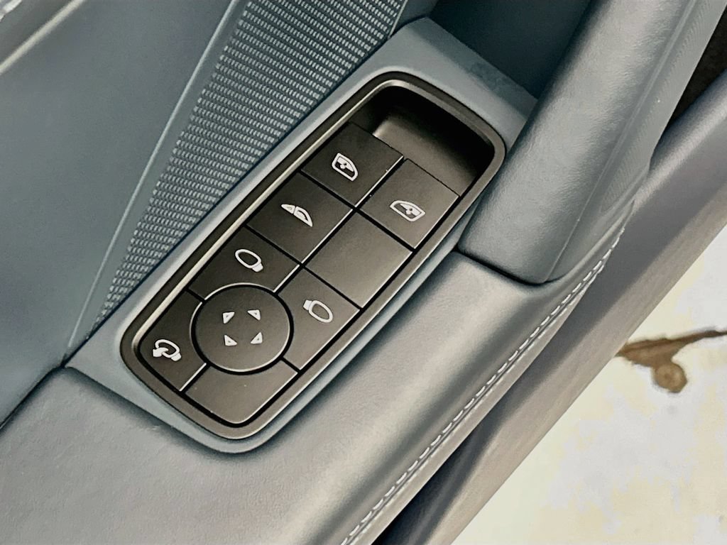 Certified 2024 Porsche 911 Carrera RWD image 22