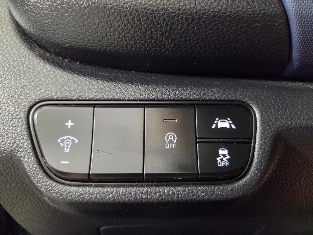Used 2021 Kia Seltos S AWD/4WD image 19