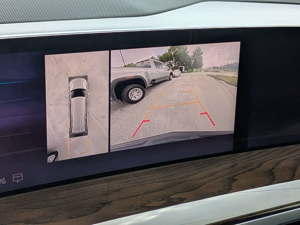 Certified 2025 Cadillac Escalade ESV Sport Platinum AWD/4WD image 25