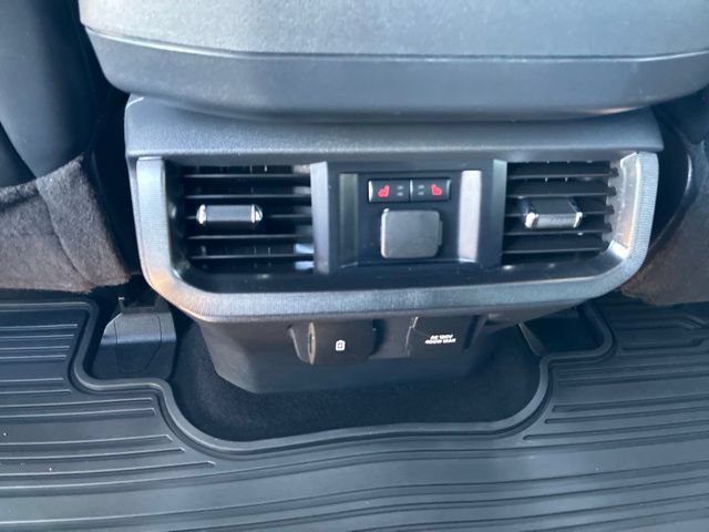 Used 2023 Ford F150 Platinum w/ FX4 Off-Road Package AWD/4WD image 21