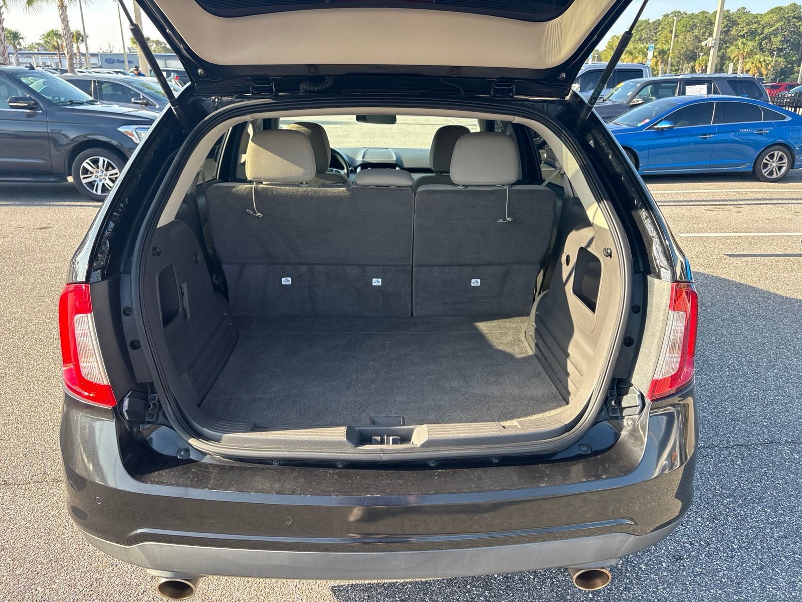 Used 2014 Ford Edge SEL FWD image 9