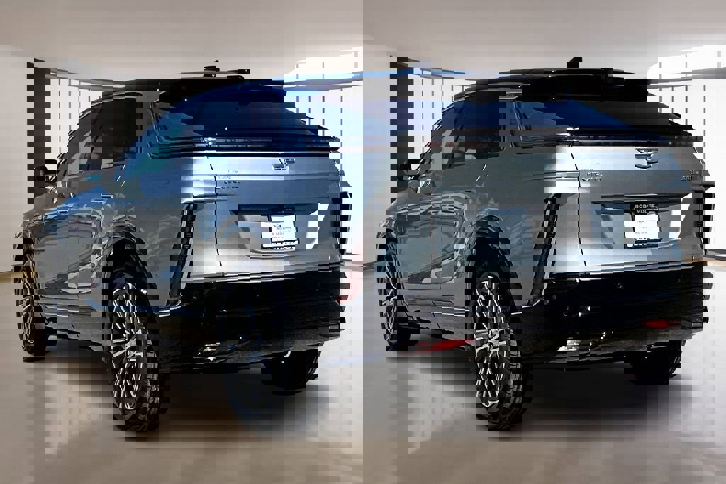 New 2026 Cadillac Lyriq Premium Luxury image 3