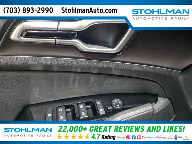 Used 2023 Kia Sportage EX AWD/4WD image 12