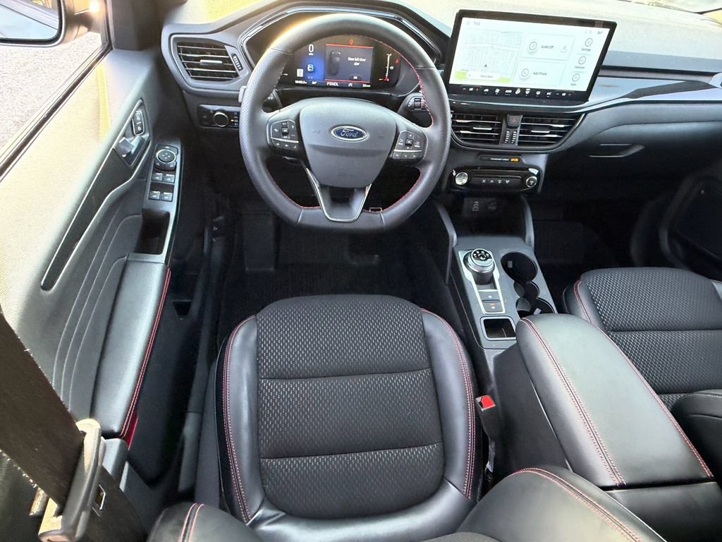 Used 2024 Ford Escape ST-Line w/ Tech Pack #1 FWD image 12