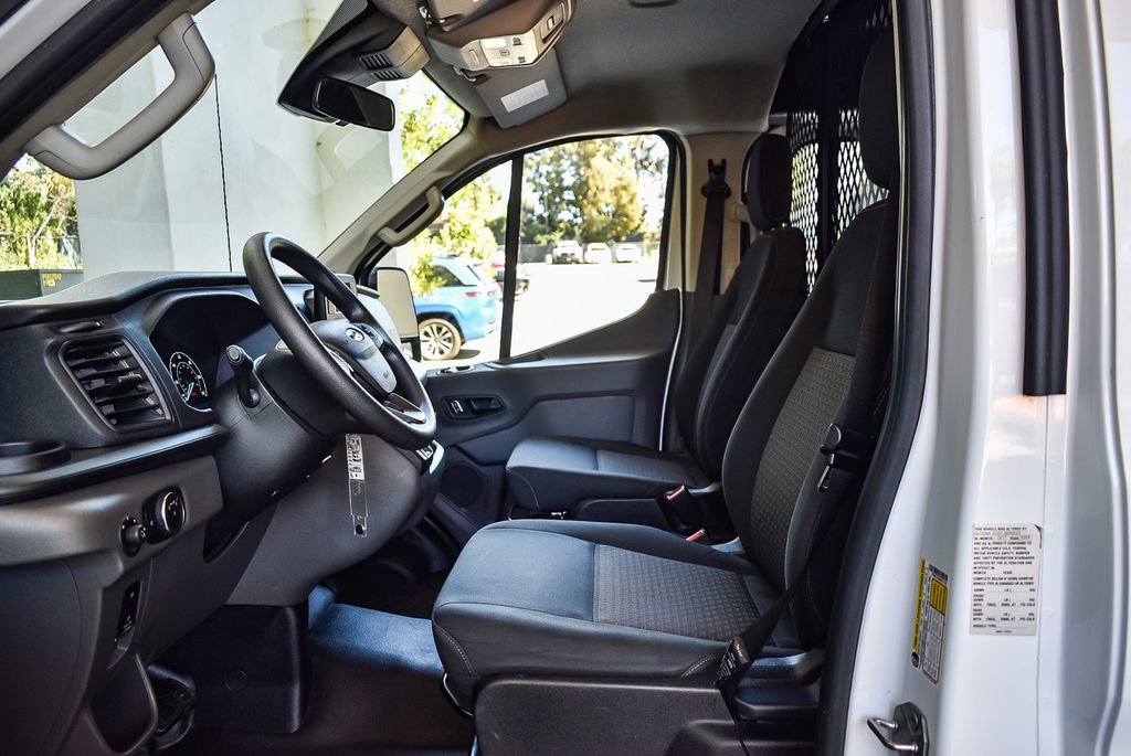 Used 2024 Ford Transit 250 Low Roof w/ Exterior Upgrade Package image 18