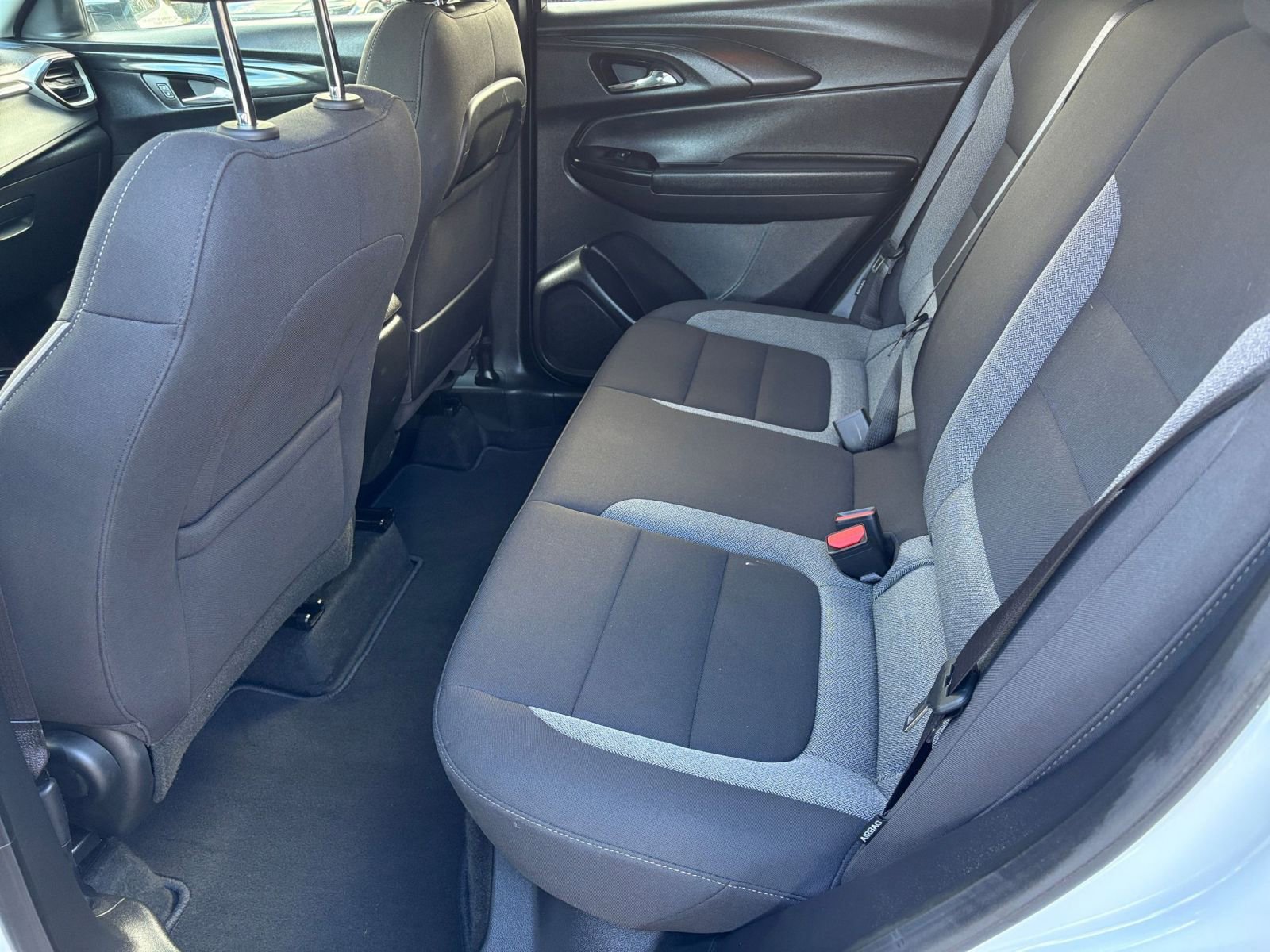 Used 2025 Chevrolet TrailBlazer LT image 23