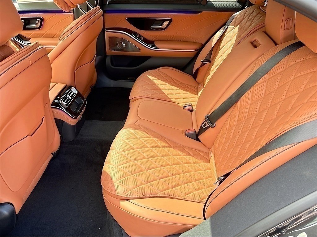 New 2026 Mercedes-Benz S 580 4MATIC Sedan image 14